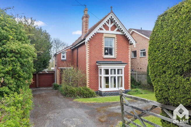 4 bed property, in Gretton Road, £700,000