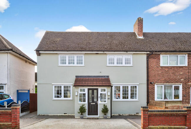 3 bed property, in Lowshoe Lane, £475,000