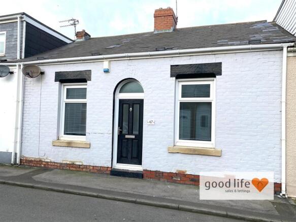 2 bed property, in Osborne Street, £147,000
