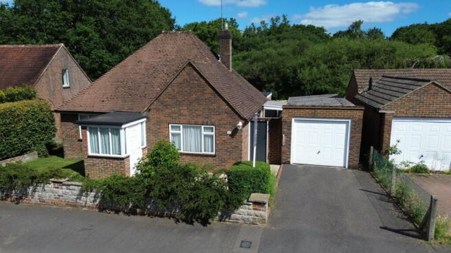4 bed property, in Nursery Hill, £650,000