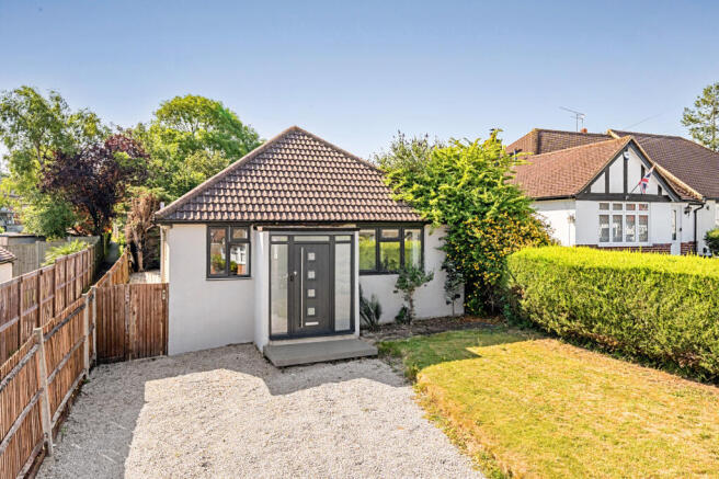 3 bed property, in Partridge Mead, £635,000