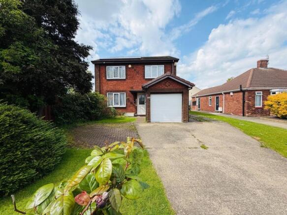 3 bed property, in Brenda Road, £140,000