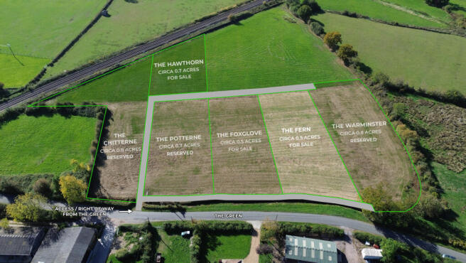 Land, in The Hawthorn, £9,000