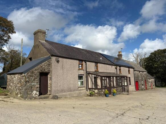 Land, in Henne Fawr, £2,500,000