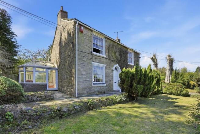 3 bed property, in Calrofold Lane, £775,000