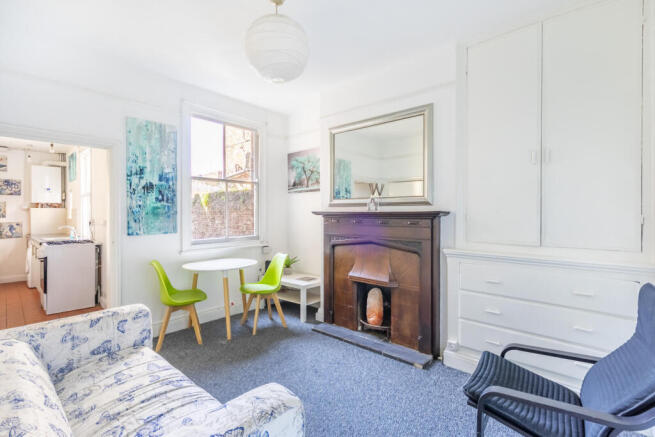 3 bed property, in Lawrence Street, £325,000