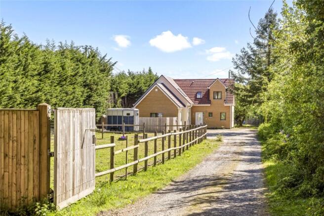 4 bed property, in Poundfield Lane, £1,000,000