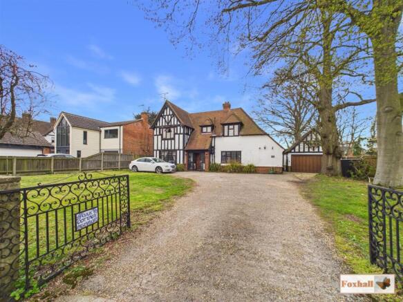 4 bed property, in Rushmere Road, £625,000