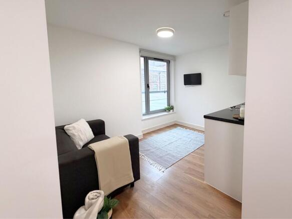 Studio, in 58 Artesian Jamaica Street, £50,000