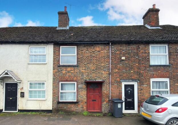 2 bed property, in 3 Row Beech Cottages, £165,000
