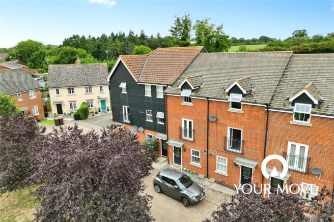 3 bed property, in Nelson Close, £235,000
