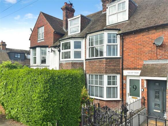 3 bed property, in Winchelsea Road, £395,000