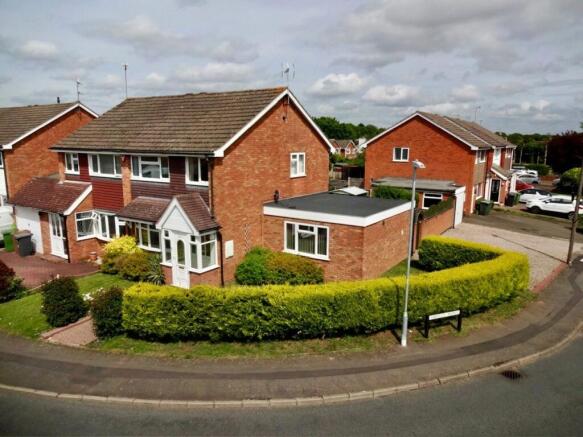 4 bed property, in Abberley Avenue, £259,950