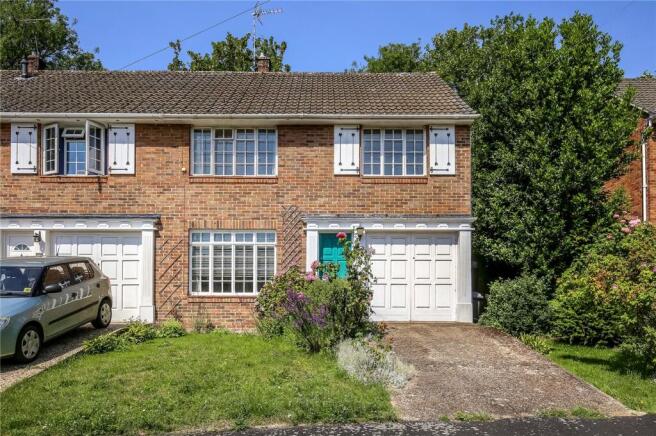 4 bed property, in Hubert Road, £500,000