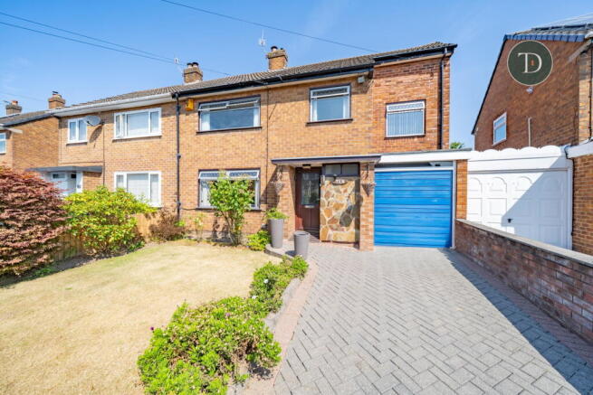 4 bed property, in Prenton Dell Avenue, £250,000