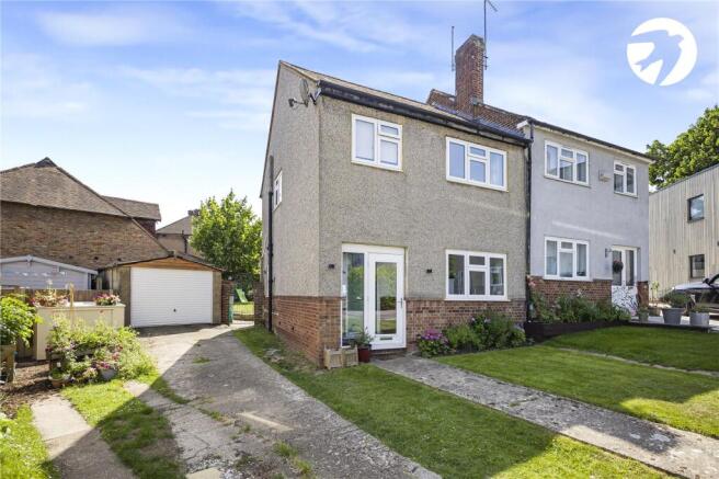 3 bed property, in Homefield Close, £425,000