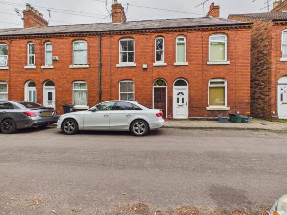 3 bed property, in West Street, £269,000
