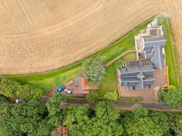 5 bed property, in High Wych, £1,150,000