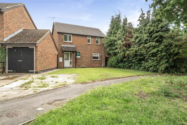 3 bed property, in Milton Drive, £375,000