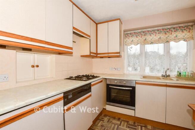 3 bed property, in Nursery Hill, £425,000
