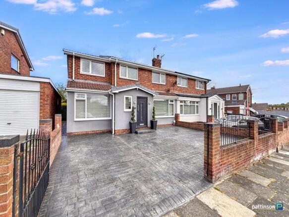4 bed property, in Belsay Gardens, £340,000
