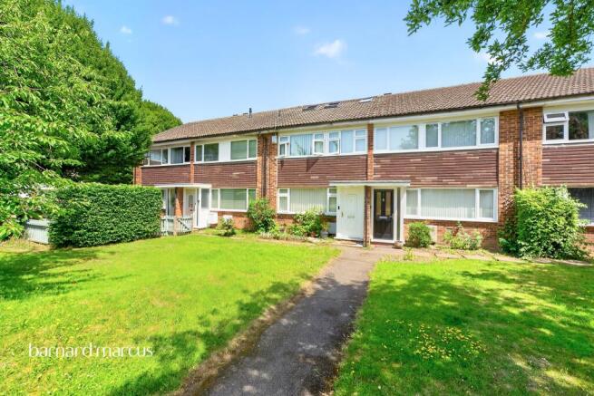 4 bed property, in Wyecliffe Gardens, £475,000