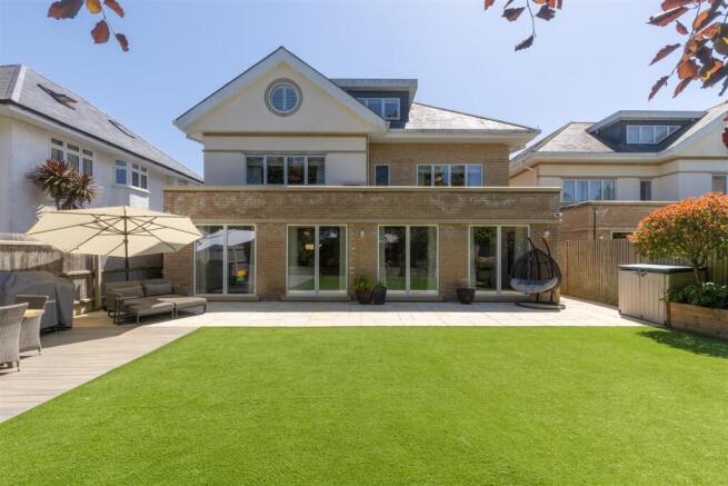 6 bed property, in St Clair Road, £2,500,000