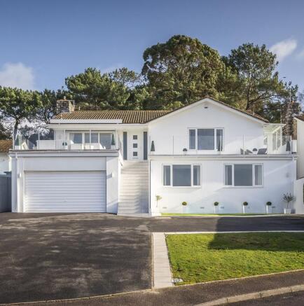 4 bed property, in Avalon, £1,795,000