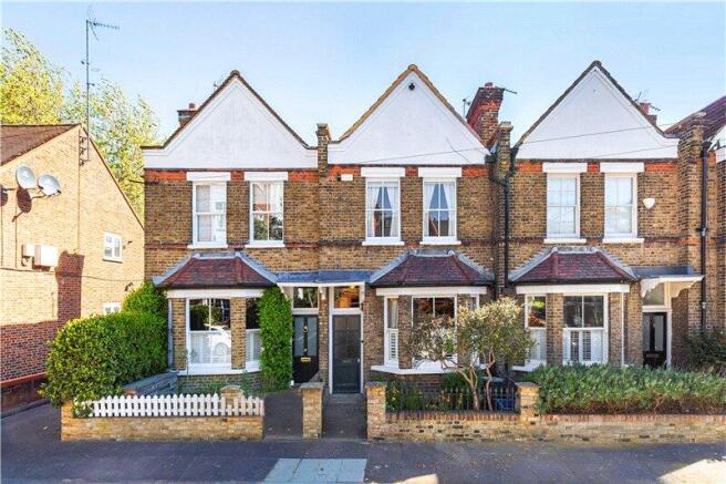 3 bed property, in Grove Road, £1,350,000