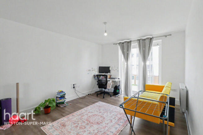 1 bed property, in Faraday Road, £170,000