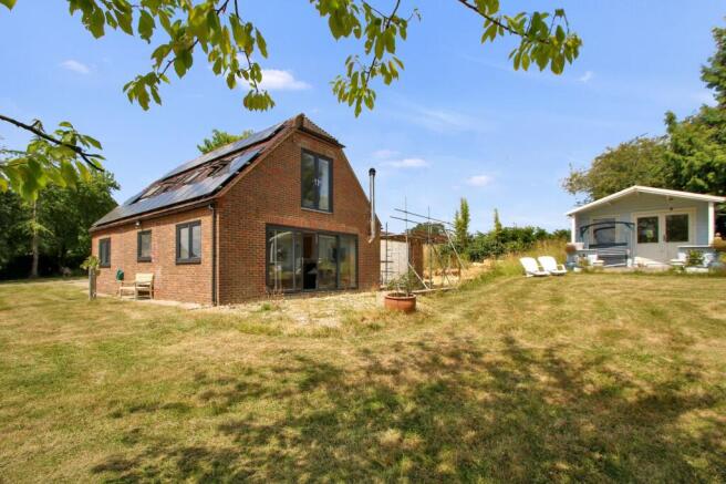 3 bed property, in Bethersden, £700,000