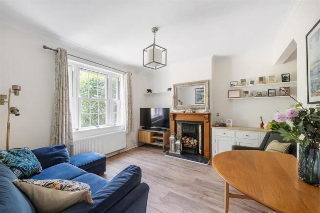 2 bed property, in Dover House Road, £635,000