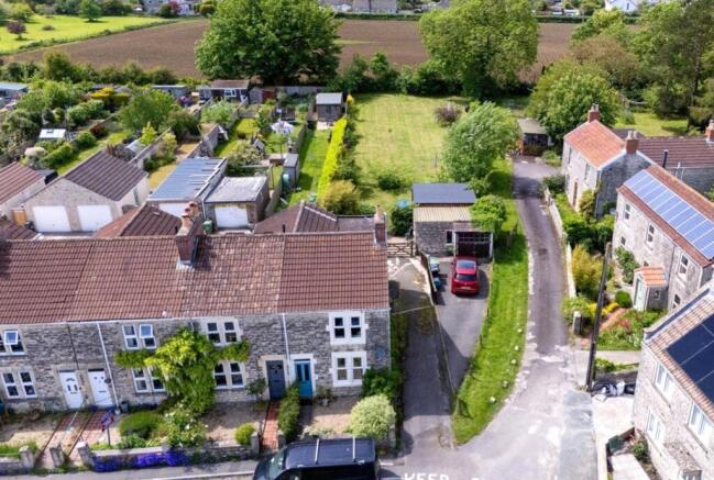 3 bed property, in Three-Bedroom House with Development Land, £750,000