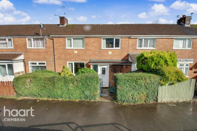 2 bed property, in Maendy Way, £140,000