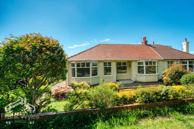 3 bed property, in Mellings Lane, £250,000