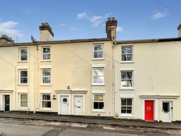 3 bed property, in College Street, £290,000