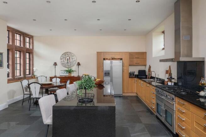 4 bed property, in The Stables, £450,000