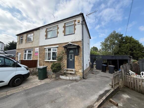 3 bed property, in Leafield Terrace, £220,000