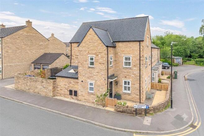 4 bed property, in Cartwright Avenue, £550,000