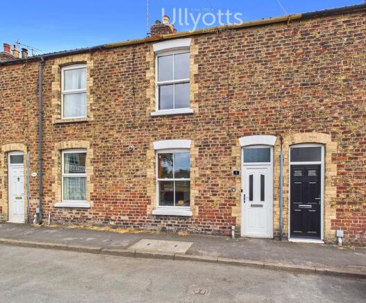 2 bed property, in Harper Street, £130,000