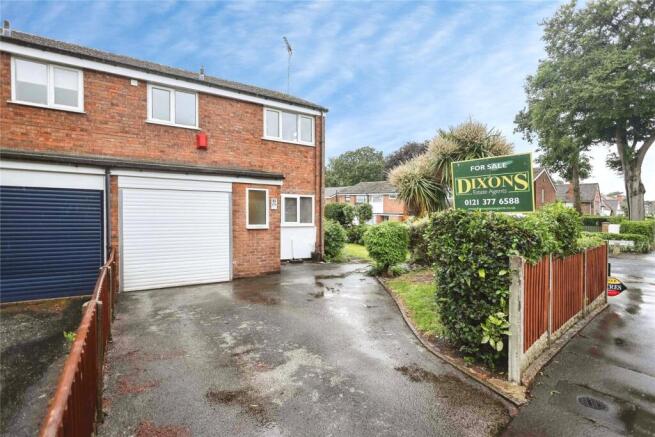 3 bed property, in Orphanage Road, £300,000
