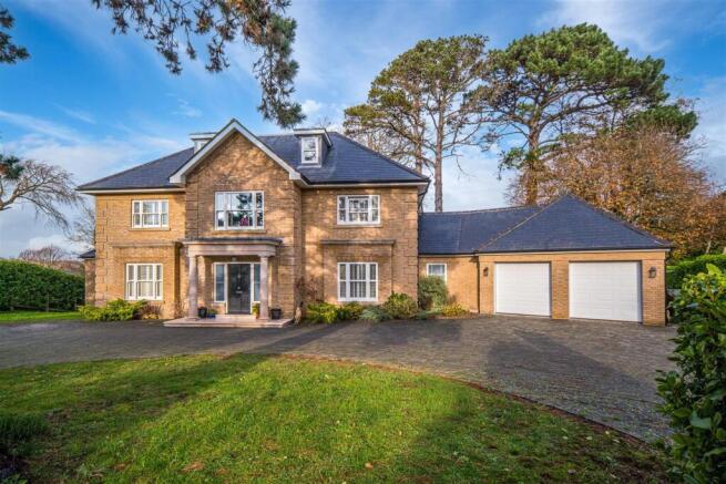 6 bed property, in The Grove, £1,595,000