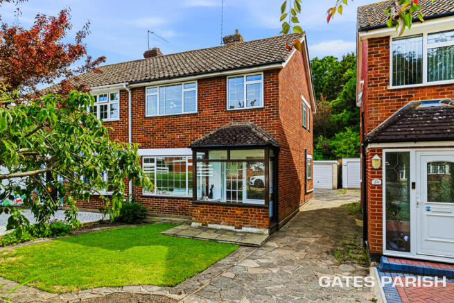 3 bed property, in Berkeley Drive, £475,000