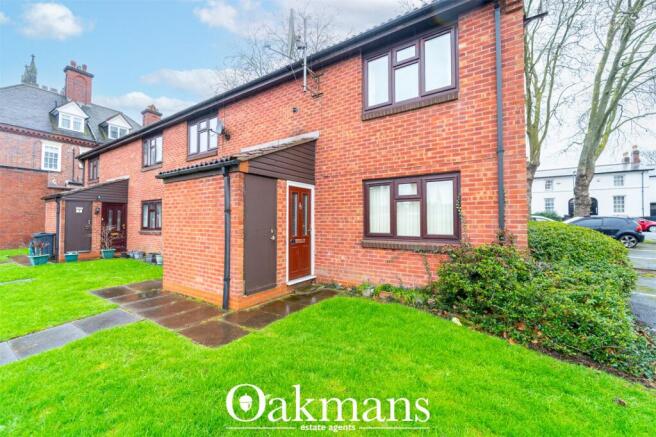 1 bed property, in Bond Square, £90,000