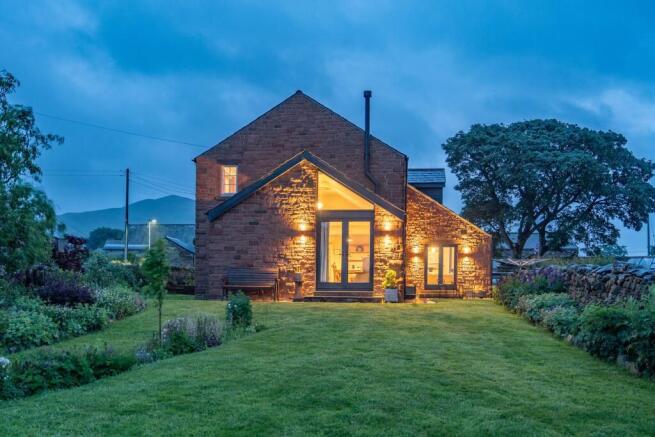 4 bed property, in Knock, £550,000