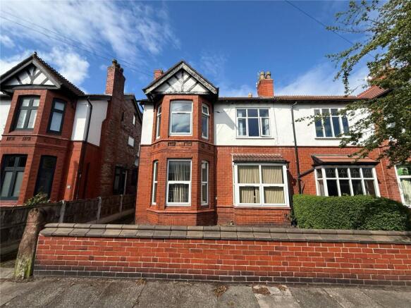 4 bed property, in Dawlish Road, £450,000