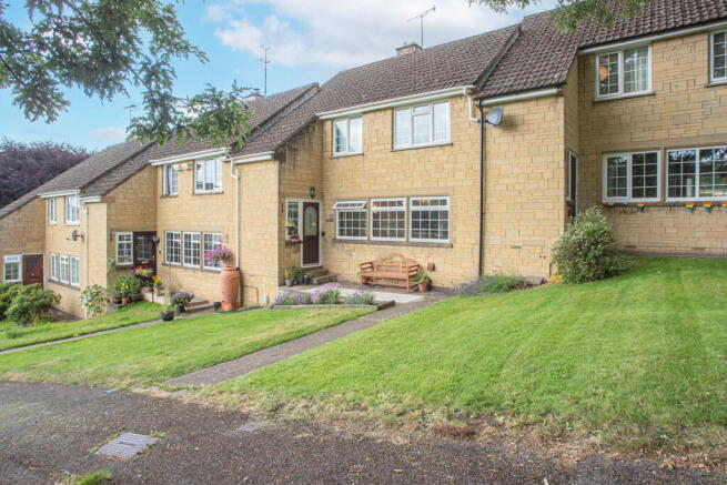 3 bed property, in Parklands, £400,000