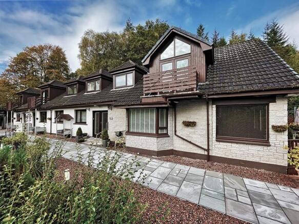 11 bed property, in Grey Corries & Corrieview Lodges, £598,000