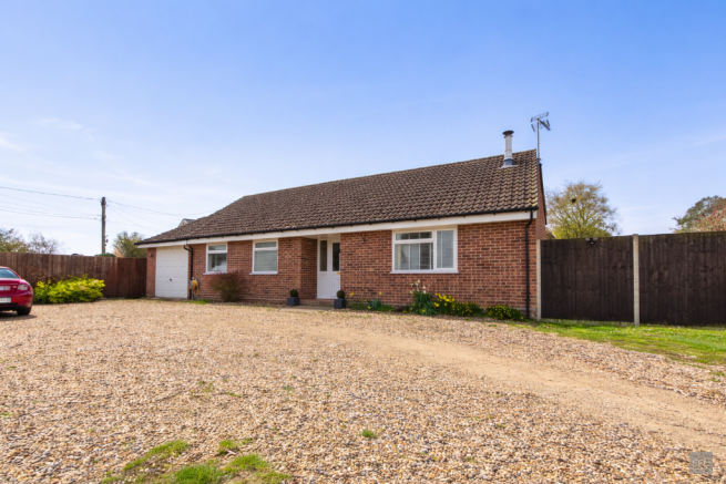 3 bed property, in Borough Lane, £450,000