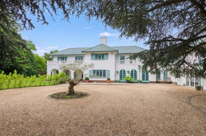 5 bed property, in Rugby Road, £1,100,000